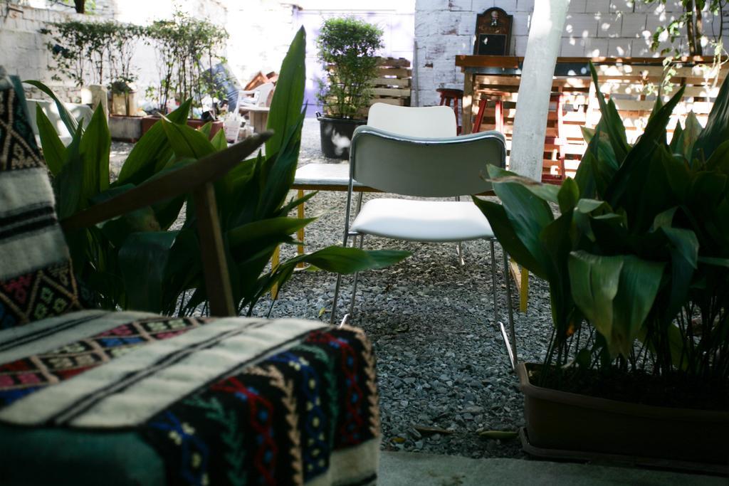 Zig Zag Hostel Τίρανα Εξωτερικό φωτογραφία